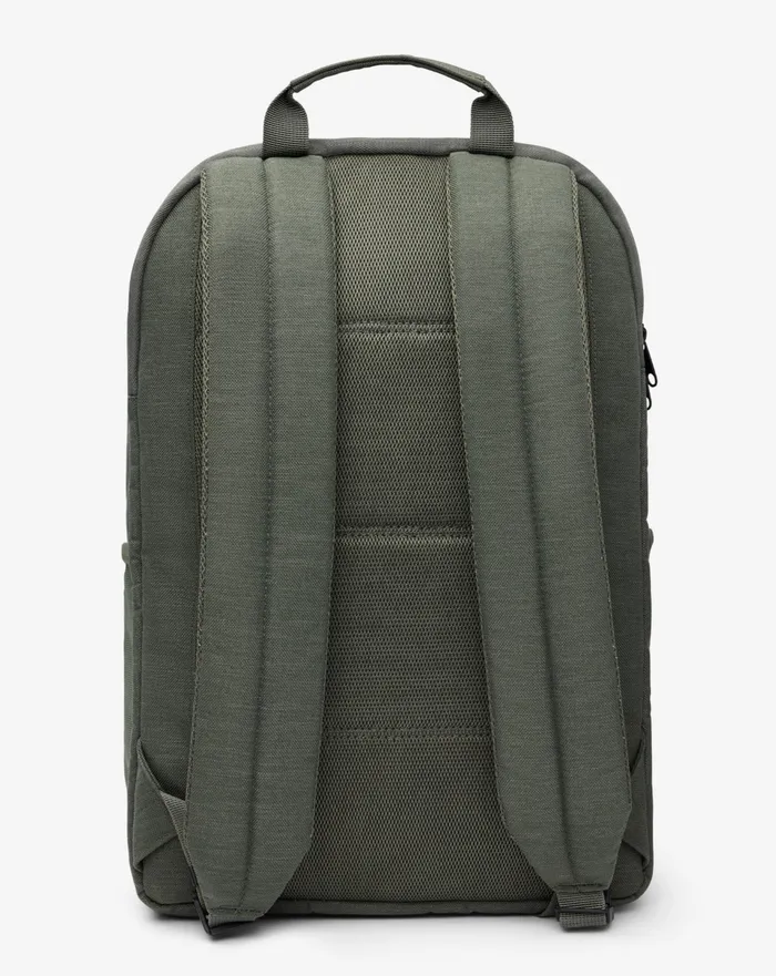 Accessories Luggage and Backpacks TravisMathew 22L BACKPACK Dark Olive