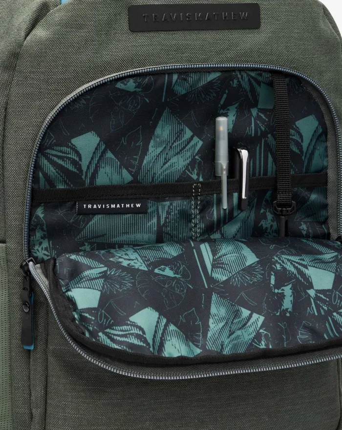 Accessories Luggage and Backpacks TravisMathew 22L BACKPACK Dark Olive