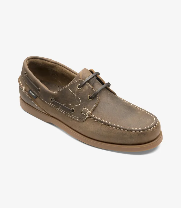 Boat Shoes Loake Men Lymington Brown Oiled Nubuck Boat Shoes Loake Men Lymington Brown Oiled Nubuck