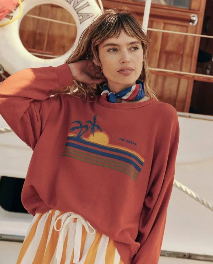 CollectionTees and Sweats The Great The Teammate Sweatshirt Burnt Red With Sunset Graphic