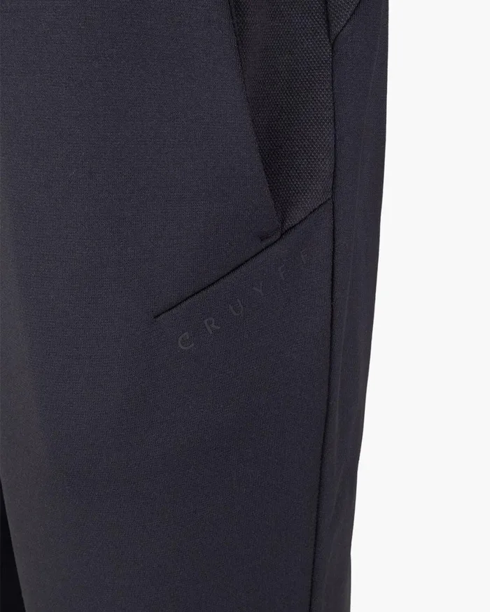 Cruyff Maxout Jogger Light Grey Junior Bottoms Cruyff Maxout Jogger Light Grey Junior Bottoms