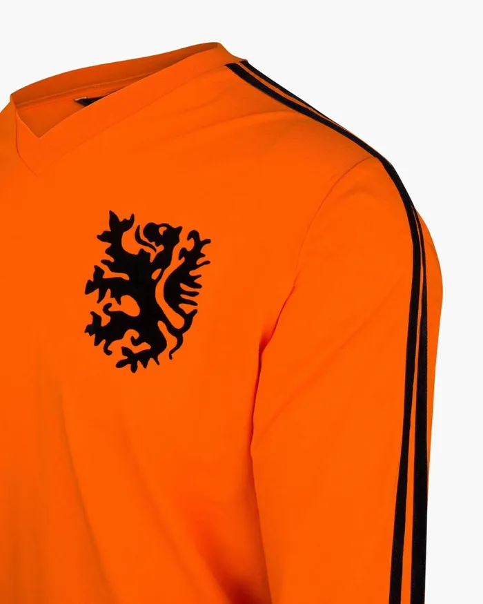 Cruyff World Cup Tee LS Orange Men Sweats and Hoodies Cruyff World Cup Tee LS Orange Men Sweats and Hoodies