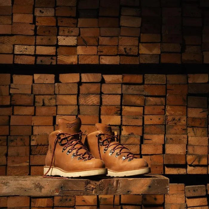 Danner Boots Mountain Light Kenton 8211 Women