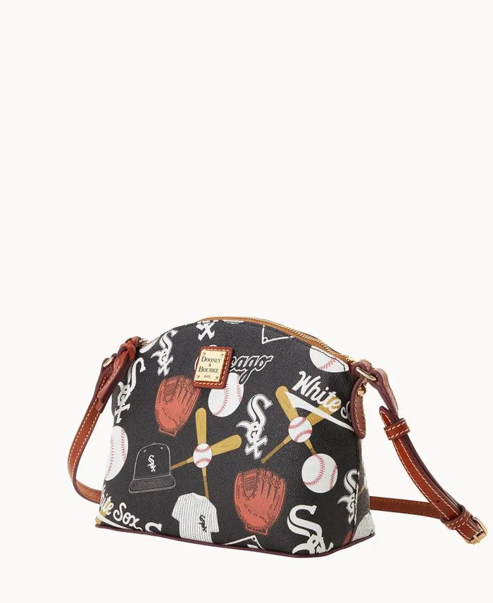 Dooney and Bourke Crossbodies MLB White Sox Suki Crossbody White Sox 8211 WomenMen Dooney and Bourke Crossbodies MLB White Sox Suki Crossbody White Sox 8211 WomenMen