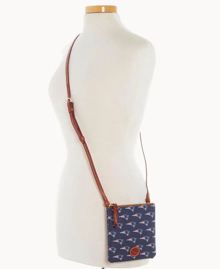 Dooney and Bourke Crossbodies NFL Patriots Small North South Top Zip Crossbody Patriots 8211 WomenMen Dooney and Bourke Crossbodies NFL Patriots Small North South Top Zip Crossbody Patriots 8211 WomenMen