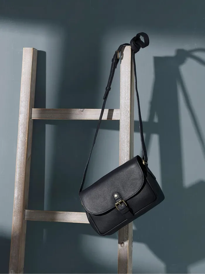 Fat Face Bags and Purses Pixie Black CrossBody Bag 8211 Women