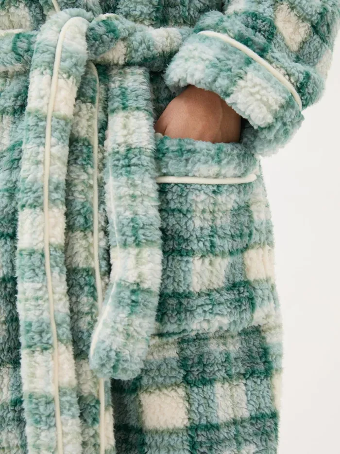 Fat Face Pyjamas and Nightwear Green Check Borg Dressing Gown 8211 Women Fat Face Pyjamas and Nightwear Green Check Borg Dressing Gown 8211 Women