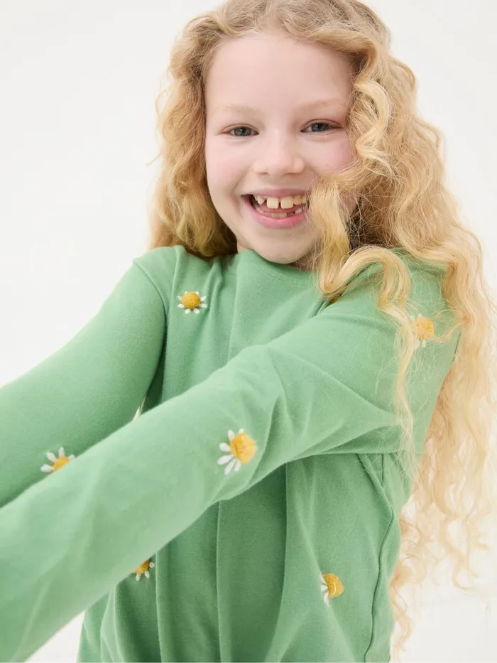 Fat Face Tops and TShirts Green Flower Knot TShirt 8211 Kids