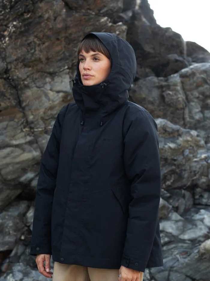 Finisterre Jackets and Coats Women Ignis Jacket Black