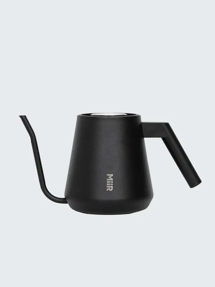 Finisterre Outdoor Accessories MenWomen MiiR Pour Over Kettle Black