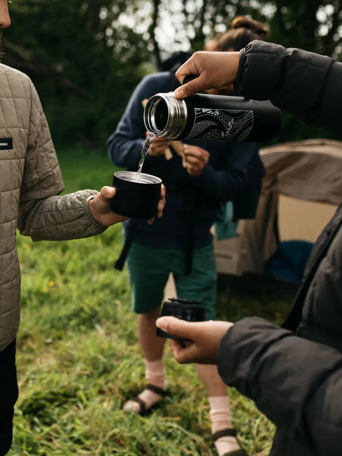 Finisterre Outdoor Accessories MenWomen MiiR Tomo Flask 33oz Black Paisley