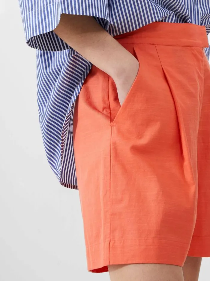 French Connection Alania City Shorts Coral Women Suits