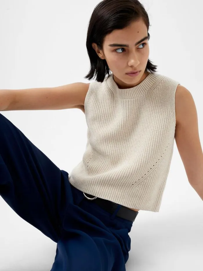 French Connection Mozart Knit Crew Neck Sleeveless Vest Light Oatmeal Mel Women Jumpers and Cardigans French Connection Mozart Knit Crew Neck Sleeveless Vest Light Oatmeal Mel Women Jumpers and Cardigans