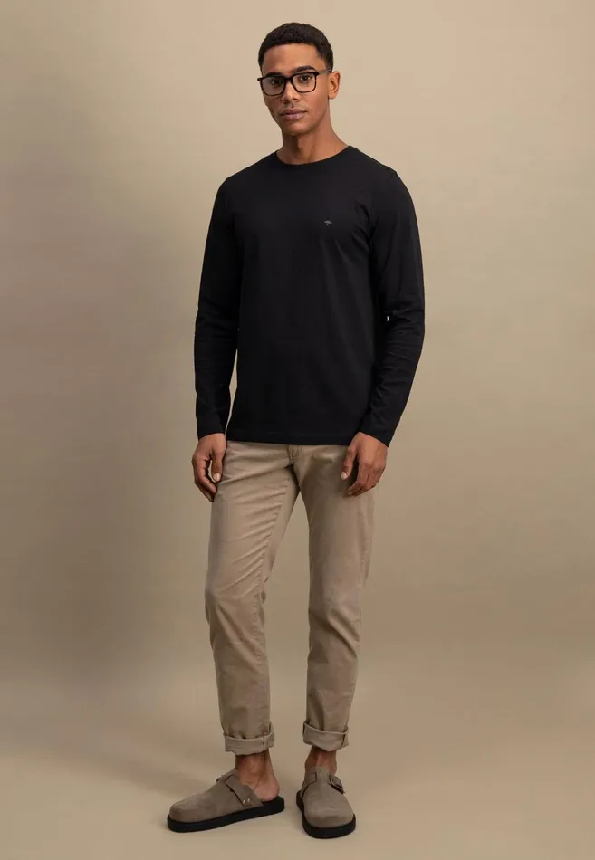 FYNCHHATTON Long sleeved Shirt With A Round Neckline Navymidnightasphaltpoppy Redblackstrong Bluewhite Men Tshirts