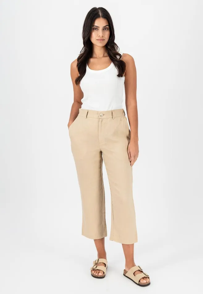 FYNCHHATTON Soft 78 Pants Made Of Linen Whitereed Greensafari Beigeblackbright Apricot Women Pants FYNCHHATTON Soft 78 Pants Made Of Linen Whitereed Greensafari Beigeblackbright Apricot Women Pants