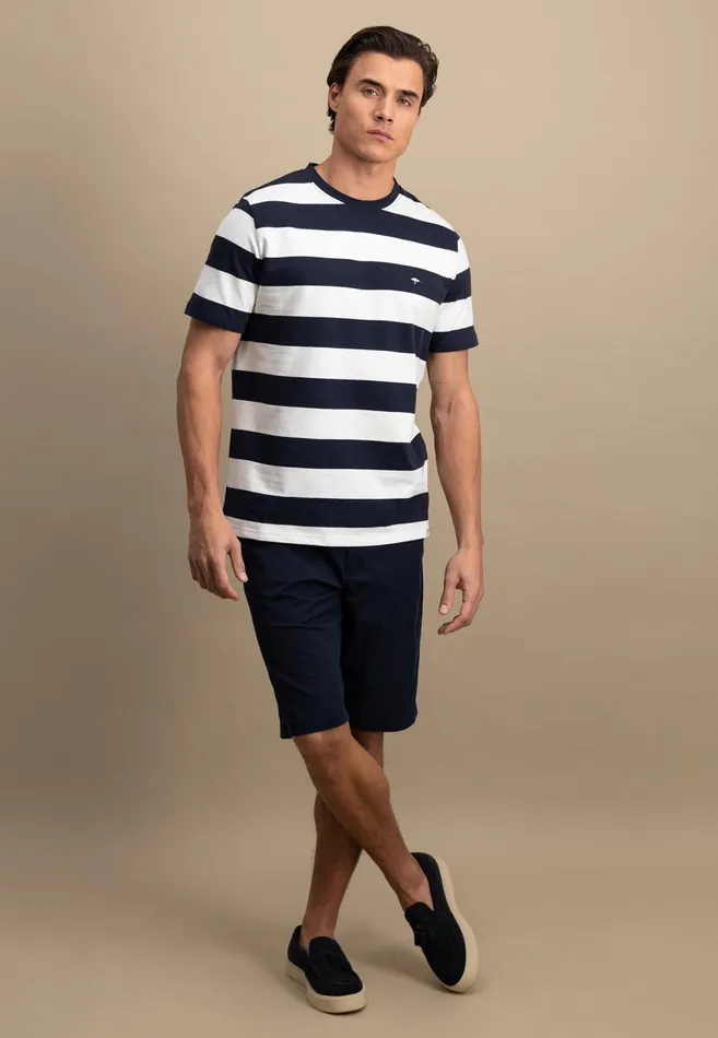 FYNCHHATTON Striped Tshirt With A Colored LogoTail Navynew Offwhite Men Tshirts