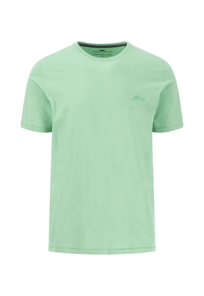 FYNCHHATTON Tshirt Made Of 100 Cotton With A Logodail Peesummer Breezenavyturf Greennew Offwhite Men Tshirts