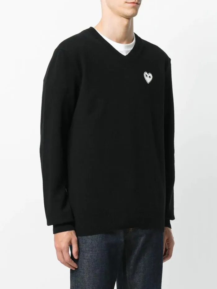 Henrik Vibskov Boutique Mens VNeck Pullover White Heart 8211 Black Men Knitwear