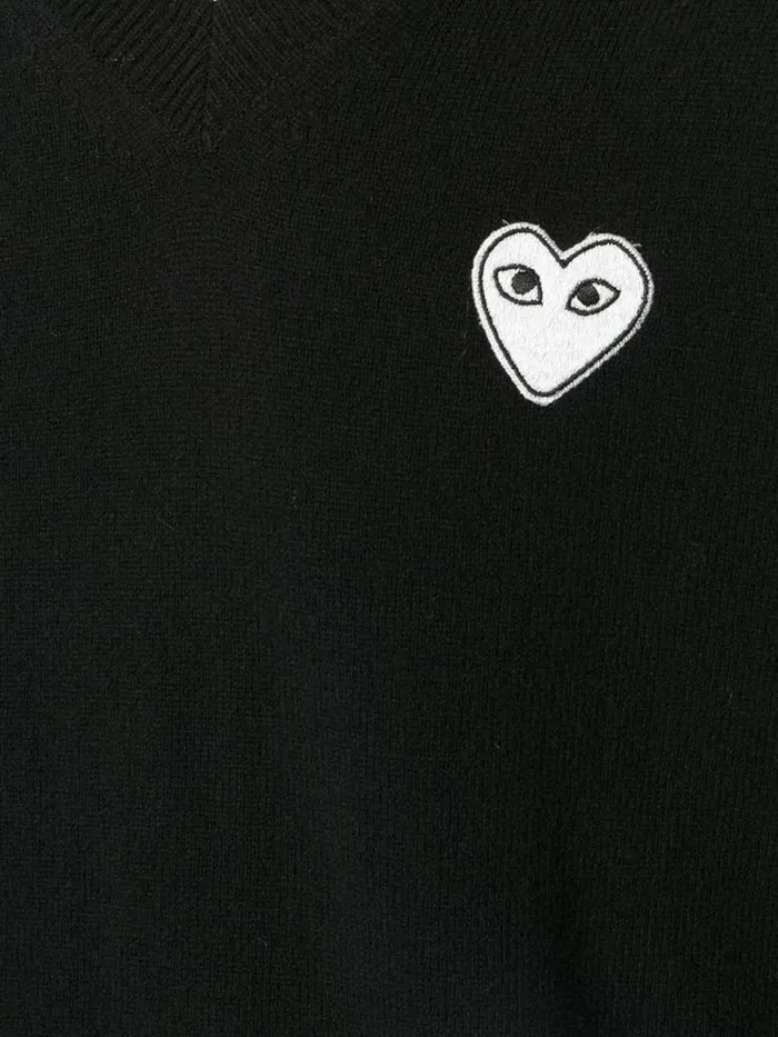 Henrik Vibskov Boutique Mens VNeck Pullover White Heart 8211 Black Men Knitwear