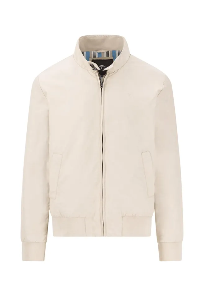 Jackets and Coats Men FYNCHHATTON Bomber Jacket CasualFit With A Logodail Dark Navydusty Foreststone