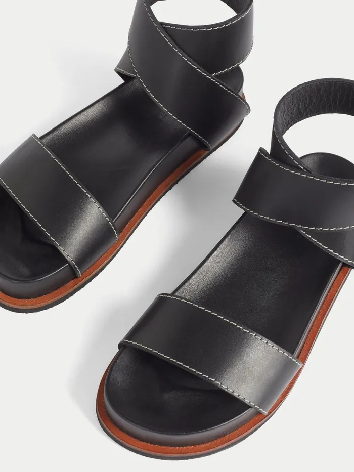 Jigsaw Shoes and Sandals Women Crowle Leather Footbed Sandal Black