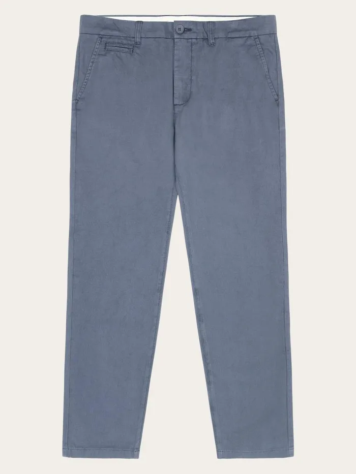 KnowledgeCotton Apparel Pants CHUCK Regular Twill Chino Pants Vintage Indigo 8211 Men KnowledgeCotton Apparel Pants CHUCK Regular Twill Chino Pants Vintage Indigo 8211 Men