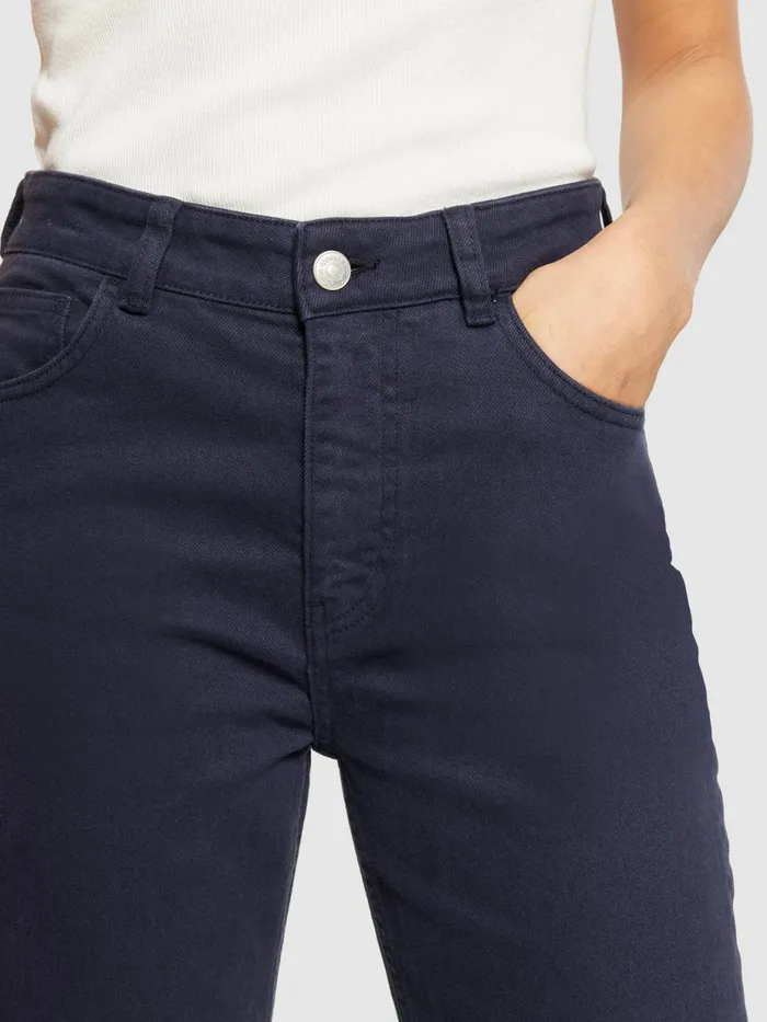 KnowledgeCotton Apparel Pants IRIS Mom Midrise Garment Dyed Twill 5pocket Pants Gotsvegan 8211 Women KnowledgeCotton Apparel Pants IRIS Mom Midrise Garment Dyed Twill 5pocket Pants Gotsvegan 8211 Women
