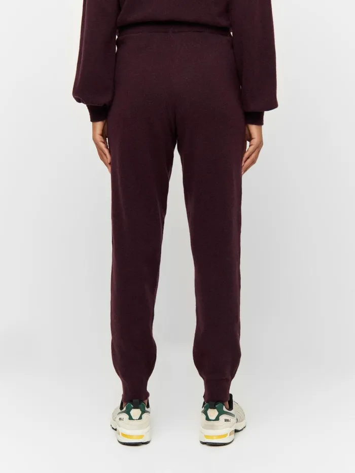 KnowledgeCotton Apparel Pants JADE Hybrid Knitted Jog Pants Chocolate Plum 8211 Women KnowledgeCotton Apparel Pants JADE Hybrid Knitted Jog Pants Chocolate Plum 8211 Women