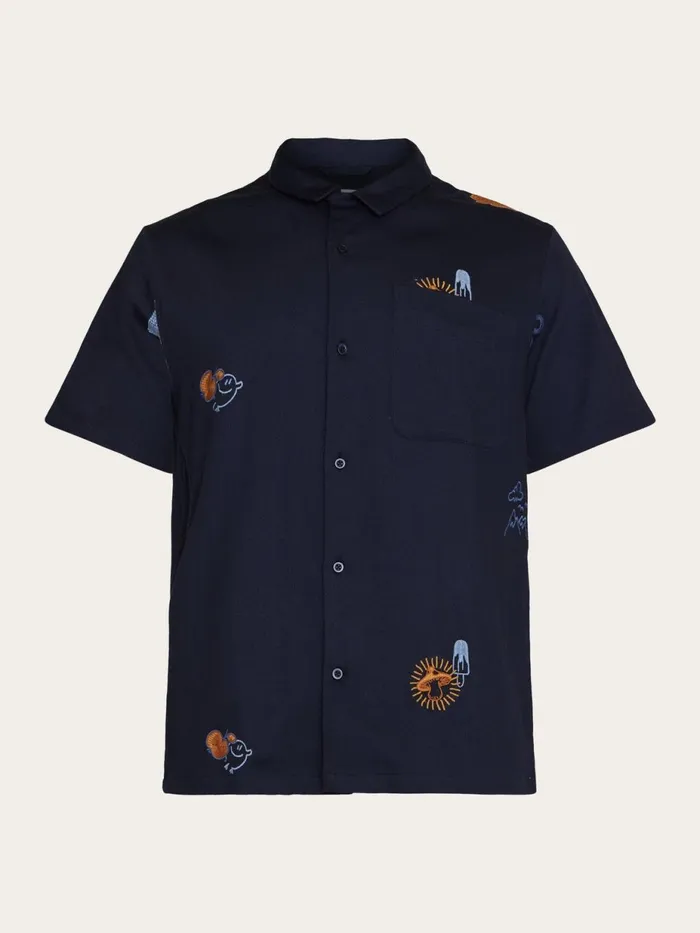 KnowledgeCotton Apparel Shirts Box Fit Short Sleeve Shirt With Embroidery Gotsvegan 8211 Men