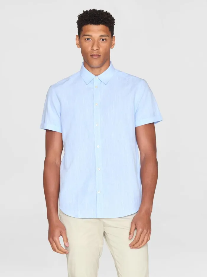 KnowledgeCotton Apparel Shirts Custom Fit Linen Short Sleeve Shirt Skyway 8211 Men KnowledgeCotton Apparel Shirts Custom Fit Linen Short Sleeve Shirt Skyway 8211 Men