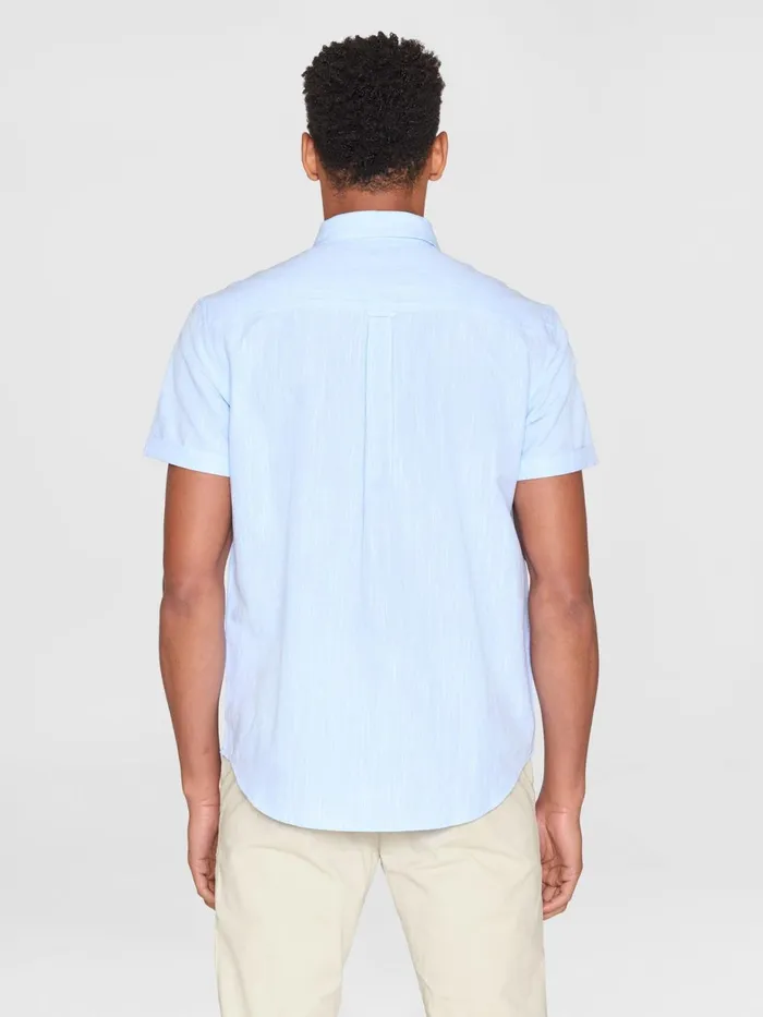 KnowledgeCotton Apparel Shirts Custom Fit Linen Short Sleeve Shirt Skyway 8211 Men KnowledgeCotton Apparel Shirts Custom Fit Linen Short Sleeve Shirt Skyway 8211 Men