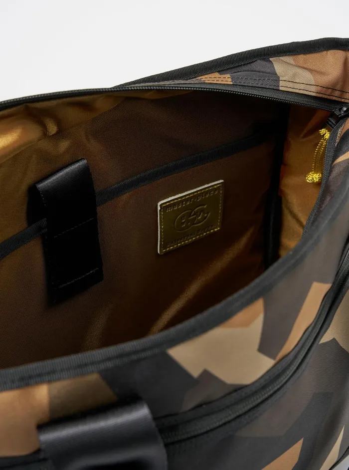 Masterpiece X Tote Bag In Camo Recycled Tech Canvas Men Universal Works Bags