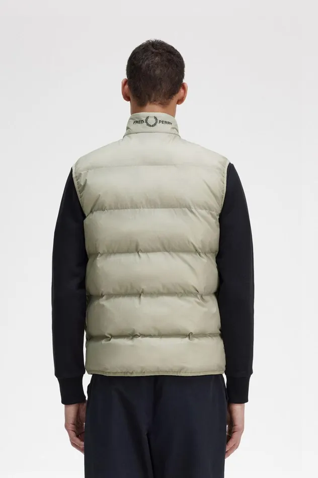 Men Insulated Gilet Seagrass Fred Perry Coats and Jackets