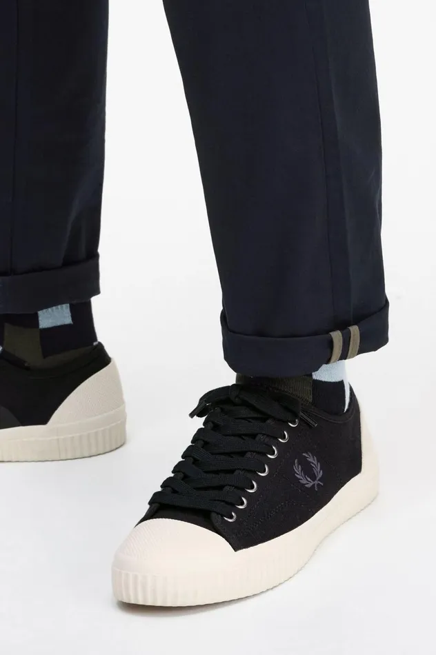 Men Low Hughes Blackgunmetal Fred Perry Shoes