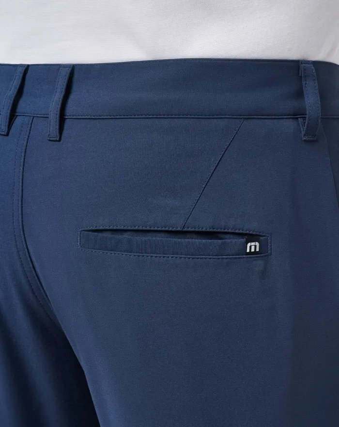 Men Pants TravisMathew OPEN TO CLOSE TECH CHINO PANT Dress Blues