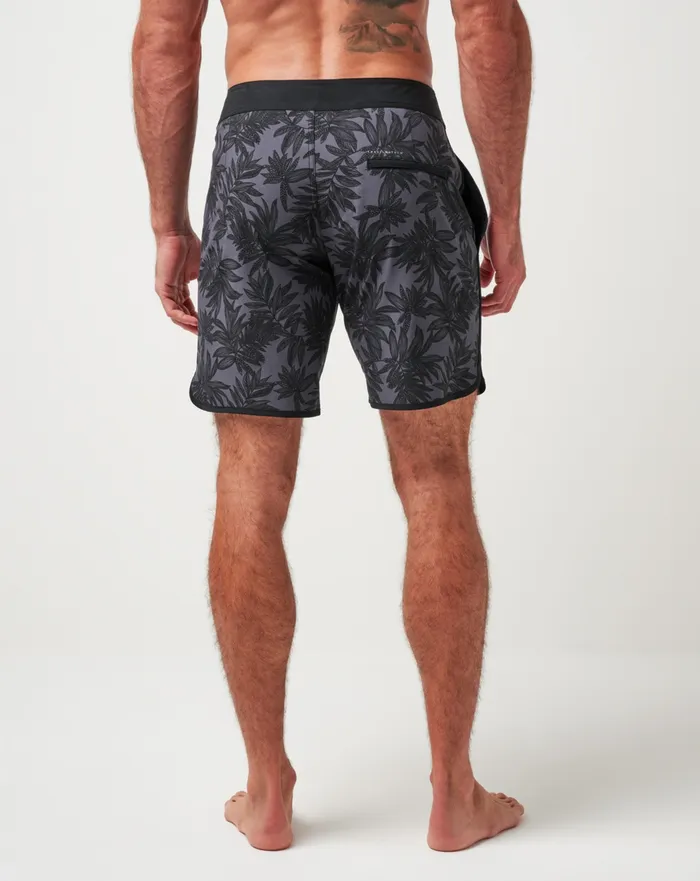 Men Shorts TravisMathew NO WAKE ZONE BOARDSHORT Black
