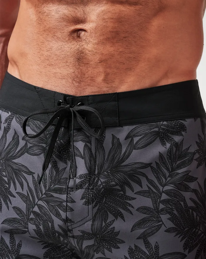 Men Shorts TravisMathew NO WAKE ZONE BOARDSHORT Black
