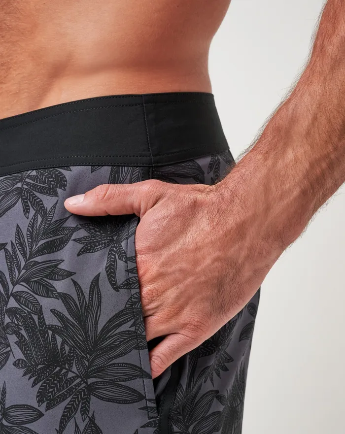 Men Shorts TravisMathew NO WAKE ZONE BOARDSHORT Black