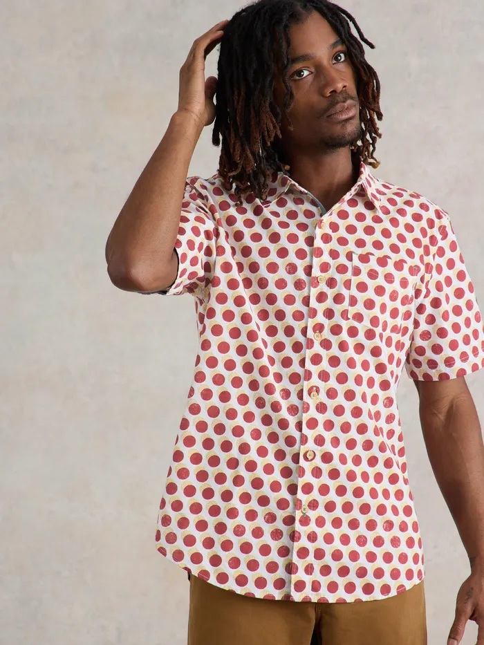 Men White Stuff Clothing Retro Spot Printed SS Shirt