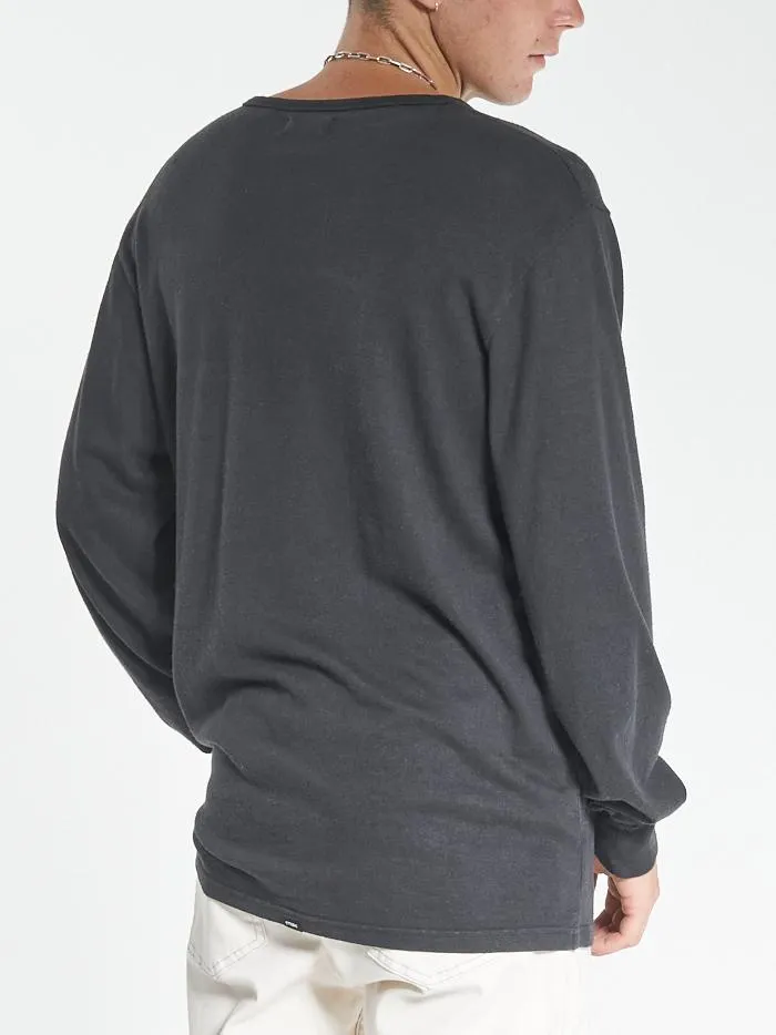 Mens Endless Merch Fit Long Sleeve Pocket Tee Black Thrills Tees and Tank Tops