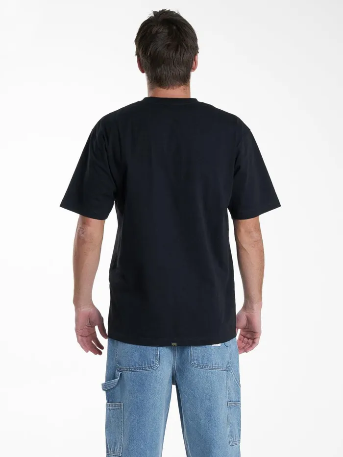 Mens Hard Yakka X Oversize Pocket Tee Black Thrills Tees and Tank Tops