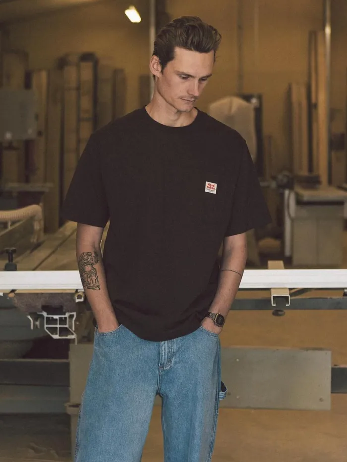 Mens Hard Yakka X Oversize Pocket Tee Postal Brown Thrills Tees and Tank Tops