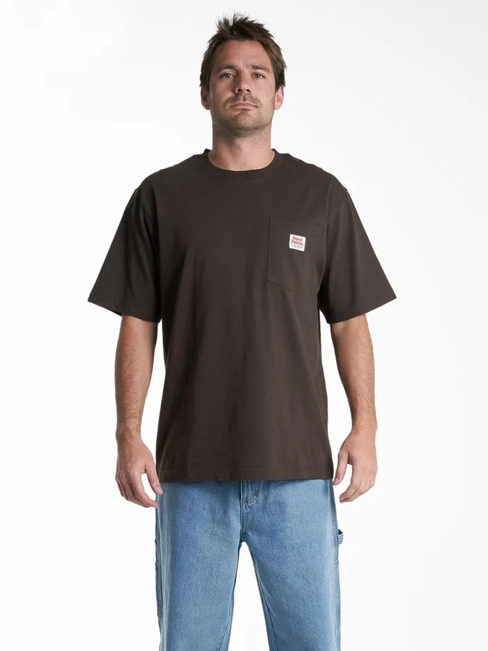 Mens Hard Yakka X Oversize Pocket Tee Postal Brown Thrills Tees and Tank Tops