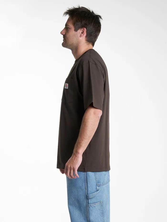 Mens Hard Yakka X Oversize Pocket Tee Postal Brown Thrills Tees and Tank Tops