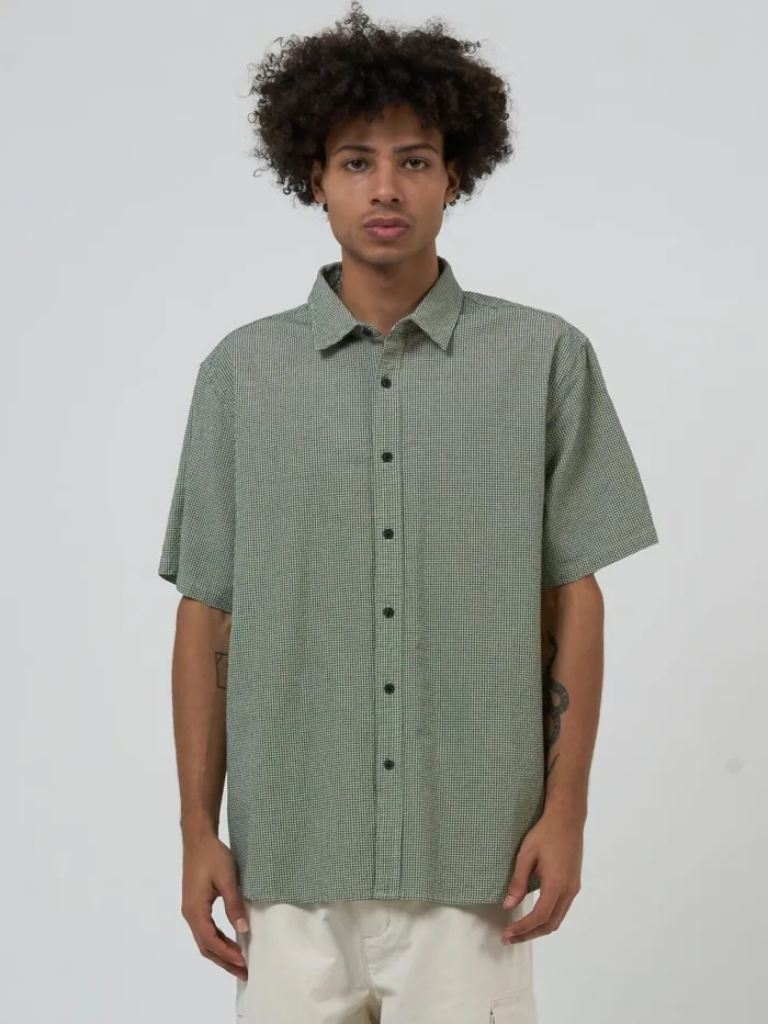 Mens Levitation Short Sleeve Shirt Pistachio Thrills Shirts