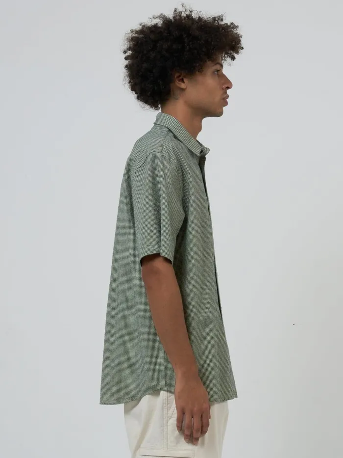 Mens Levitation Short Sleeve Shirt Pistachio Thrills Shirts