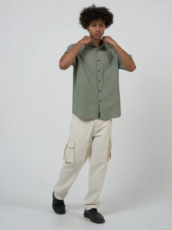 Mens Levitation Short Sleeve Shirt Pistachio Thrills Shirts