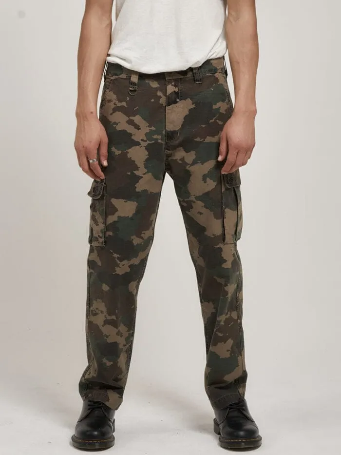 Mens Slacker Tactics Cargo Pant Camo Thrills Pants