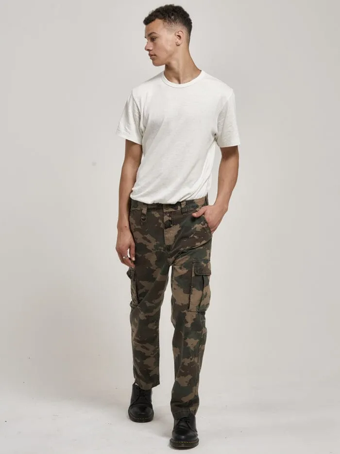 Mens Slacker Tactics Cargo Pant Camo Thrills Pants