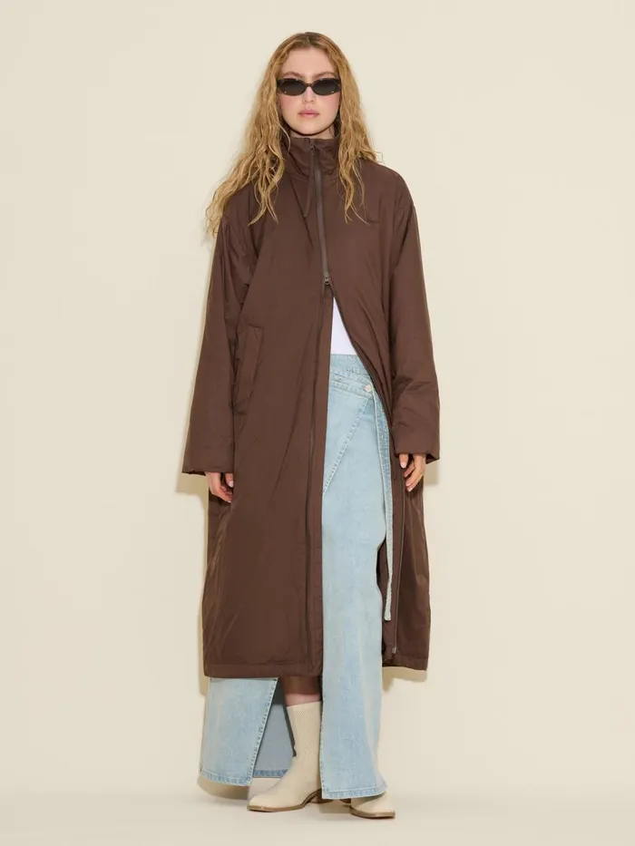 Outerwear Women Holzweiler Steilia Light Fill Long Jacket Brown